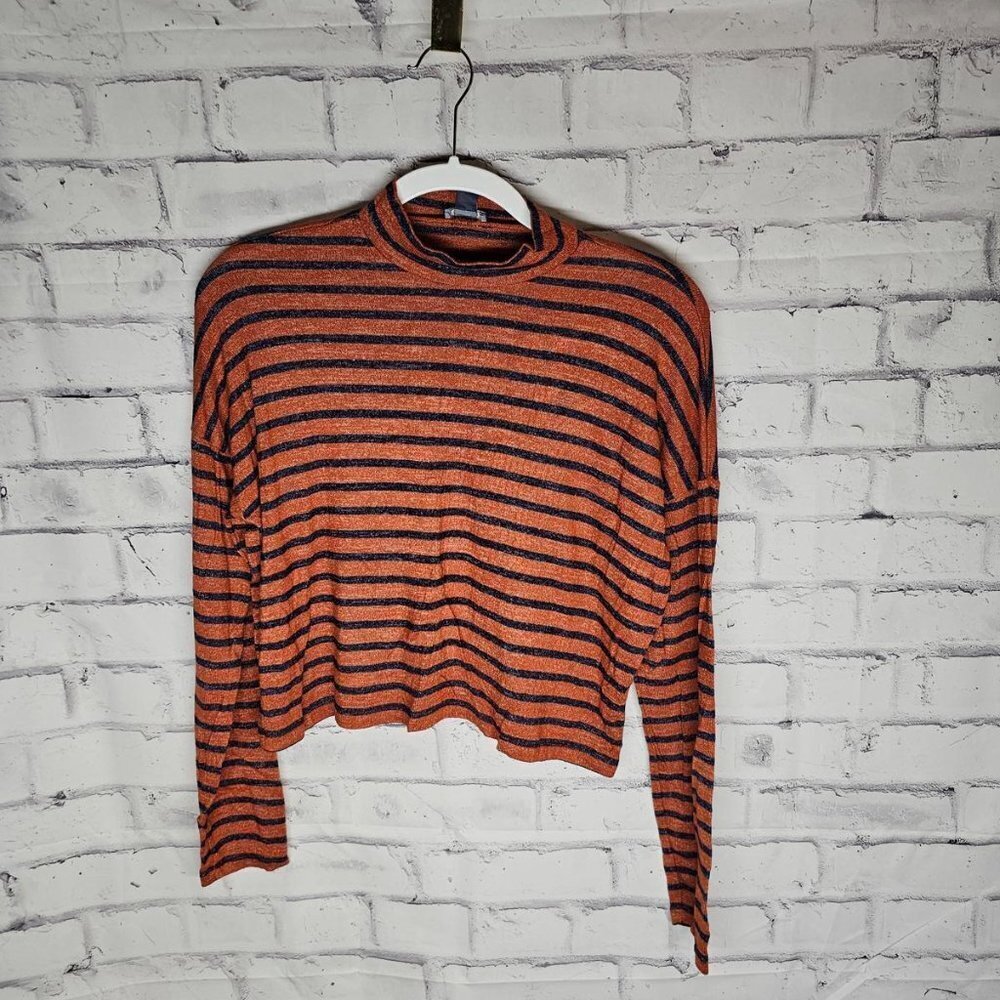 Forever 21 Striped Crop Shirt